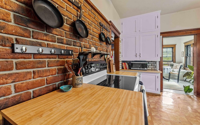 322 Walnut Street, Grafton, West Virginia 26354, 4 Bedrooms Bedrooms, 13 Rooms Rooms,2 BathroomsBathrooms,Single Family Detached,For Sale,Walnut,10160478