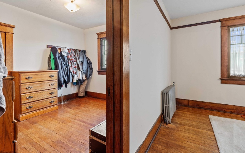 322 Walnut Street, Grafton, West Virginia 26354, 4 Bedrooms Bedrooms, 13 Rooms Rooms,2 BathroomsBathrooms,Single Family Detached,For Sale,Walnut,10160478