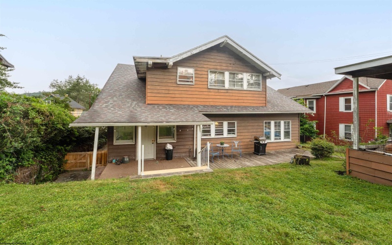 322 Walnut Street, Grafton, West Virginia 26354, 4 Bedrooms Bedrooms, 13 Rooms Rooms,2 BathroomsBathrooms,Single Family Detached,For Sale,Walnut,10160478
