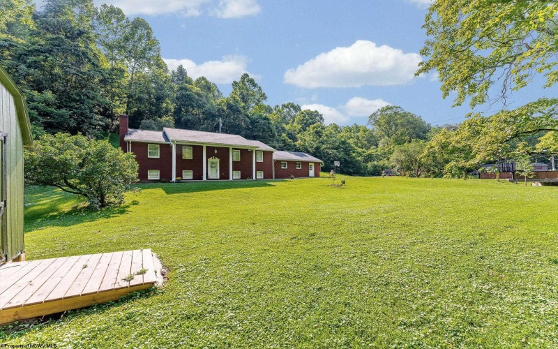 6090 Fairmont Road, Rivesville, West Virginia 26588, 4 Bedrooms Bedrooms, 8 Rooms Rooms,3 BathroomsBathrooms,Single Family Detached,For Sale,Fairmont,10160465
