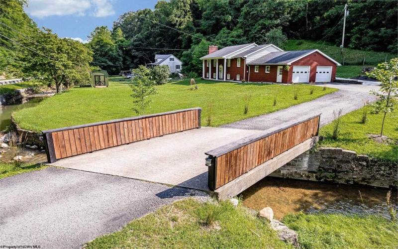 6090 Fairmont Road, Rivesville, West Virginia 26588, 4 Bedrooms Bedrooms, 8 Rooms Rooms,3 BathroomsBathrooms,Single Family Detached,For Sale,Fairmont,10160465