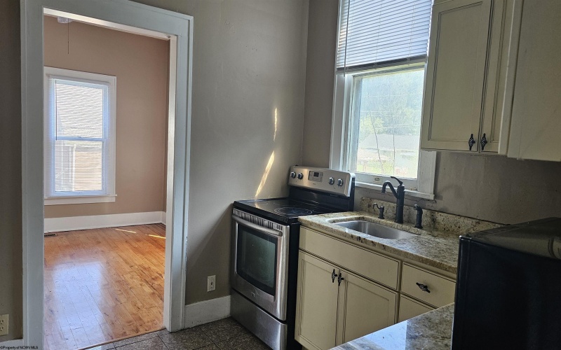 774 Garrison Avenue, Morgantown, West Virginia 26505, 3 Bedrooms Bedrooms, 7 Rooms Rooms,2 BathroomsBathrooms,Single Family Detached,For Sale,Garrison,10160469