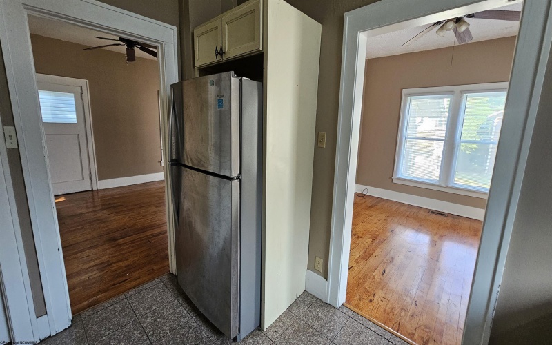 774 Garrison Avenue, Morgantown, West Virginia 26505, 3 Bedrooms Bedrooms, 7 Rooms Rooms,2 BathroomsBathrooms,Single Family Detached,For Sale,Garrison,10160469