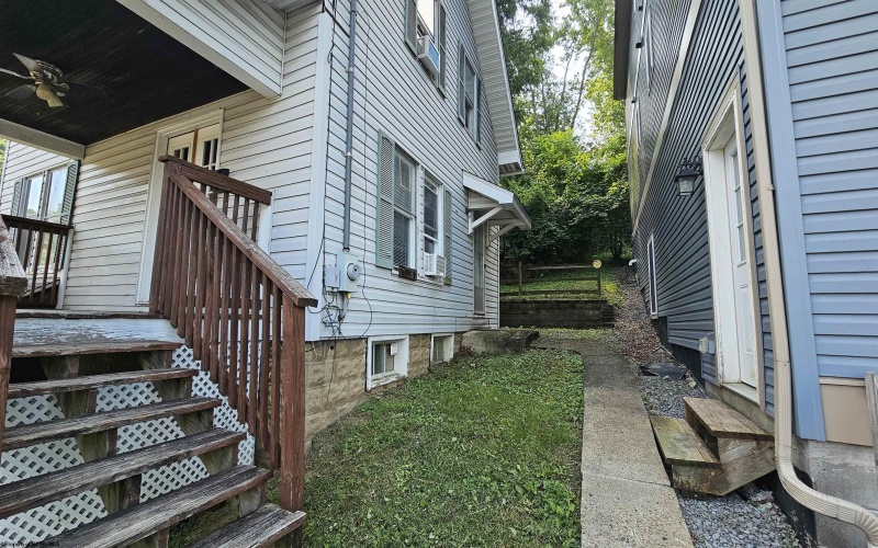 774 Garrison Avenue, Morgantown, West Virginia 26505, 3 Bedrooms Bedrooms, 7 Rooms Rooms,2 BathroomsBathrooms,Single Family Detached,For Sale,Garrison,10160469