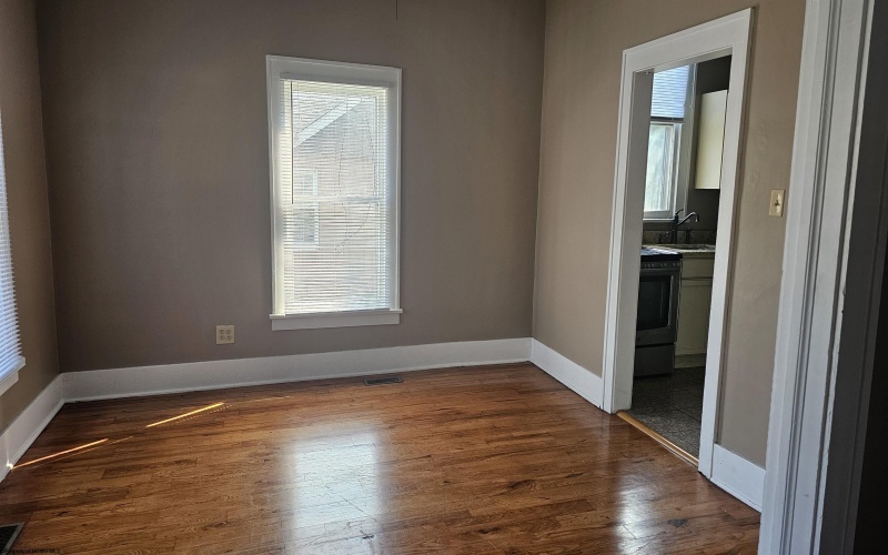 774 Garrison Avenue, Morgantown, West Virginia 26505, 3 Bedrooms Bedrooms, 7 Rooms Rooms,2 BathroomsBathrooms,Single Family Detached,For Sale,Garrison,10160469