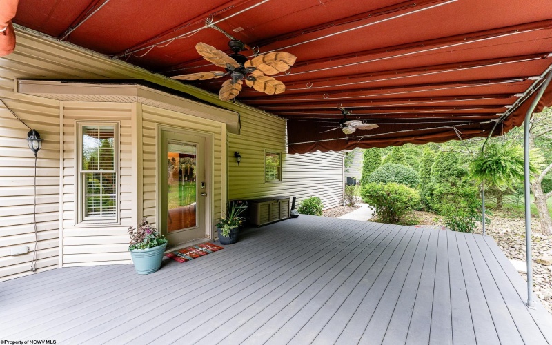 1044 Cross Creek Drive, Uniontown, Pennsylvania 15401, 4 Bedrooms Bedrooms, 7 Rooms Rooms,2 BathroomsBathrooms,Single Family Detached,For Sale,Cross Creek,10160477
