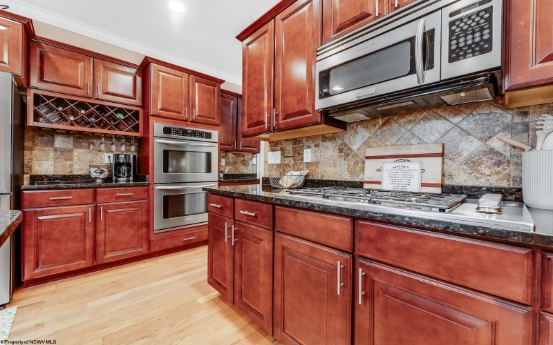 1044 Cross Creek Drive, Uniontown, Pennsylvania 15401, 4 Bedrooms Bedrooms, 7 Rooms Rooms,2 BathroomsBathrooms,Single Family Detached,For Sale,Cross Creek,10160477