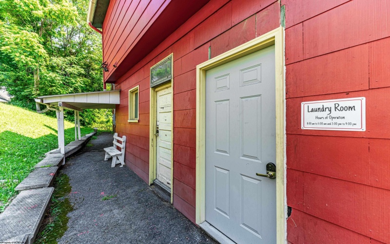 220 & 222 Brockway Avenue, Morgantown, West Virginia 26505, ,Multi-unit/income,For Sale,Brockway,10160487