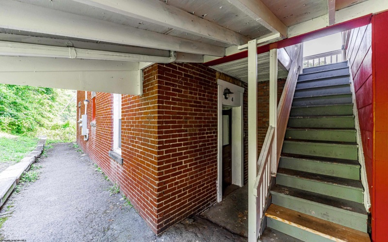 220 & 222 Brockway Avenue, Morgantown, West Virginia 26505, ,Multi-unit/income,For Sale,Brockway,10160487