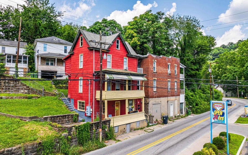 220 & 222 Brockway Avenue, Morgantown, West Virginia 26505, ,Multi-unit/income,For Sale,Brockway,10160487