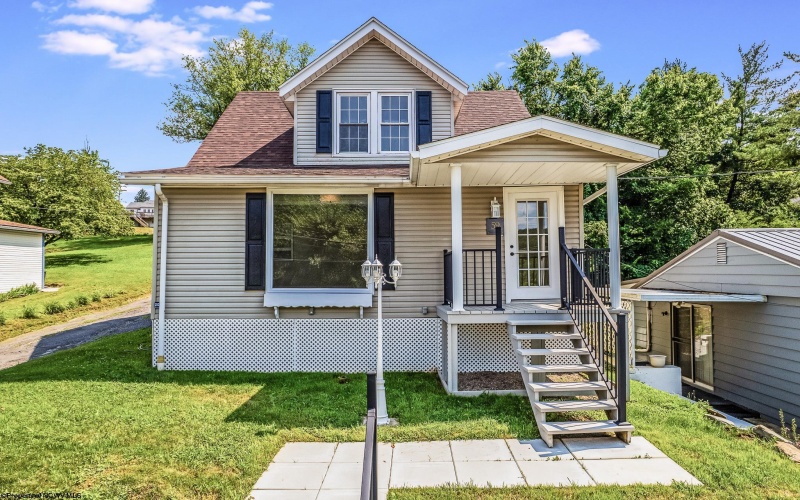 59 Monongahela Avenue, Morgantown, West Virginia 26501, 3 Bedrooms Bedrooms, 6 Rooms Rooms,2 BathroomsBathrooms,Single Family Detached,For Sale,Monongahela,10160490