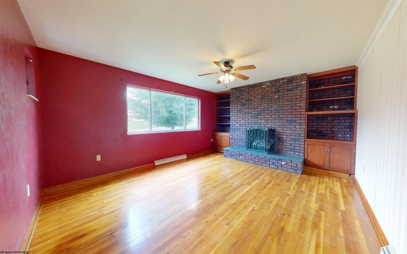 3694 Fairmont Avenue, Fairmont, West Virginia 26554, 3 Bedrooms Bedrooms, 9 Rooms Rooms,2 BathroomsBathrooms,Single Family Detached,For Sale,Fairmont,10160498