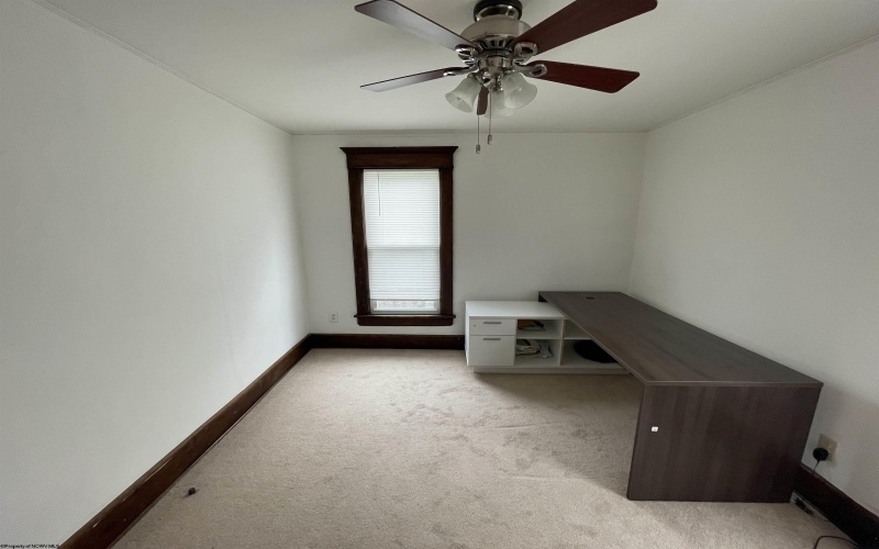 607 Maryland Avenue, Fairmont, West Virginia 26554, 3 Bedrooms Bedrooms, 6 Rooms Rooms,1 BathroomBathrooms,Single Family Detached,For Sale,Maryland,10158652
