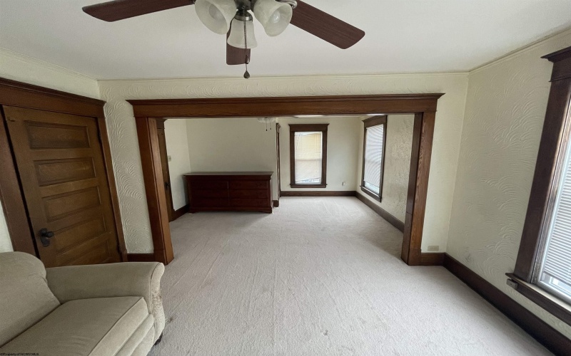 607 Maryland Avenue, Fairmont, West Virginia 26554, 3 Bedrooms Bedrooms, 6 Rooms Rooms,1 BathroomBathrooms,Single Family Detached,For Sale,Maryland,10158652