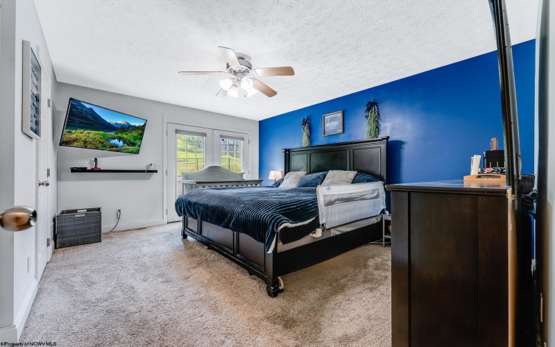 102 June Lane, Morgantown, West Virginia 26508, 3 Bedrooms Bedrooms, 7 Rooms Rooms,3 BathroomsBathrooms,Single Family Detached,For Sale,June,10160512