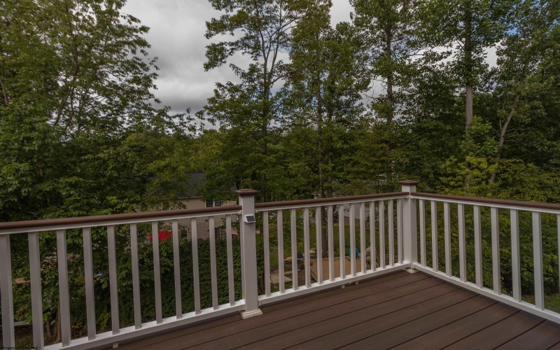 195 Woodside Lane, Bridgeport, West Virginia 26330, 4 Bedrooms Bedrooms, 8 Rooms Rooms,2 BathroomsBathrooms,Single Family Detached,For Sale,Woodside,10160511
