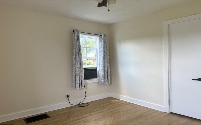 117 Miller Road, Kingwood, West Virginia 26537, 3 Bedrooms Bedrooms, 8 Rooms Rooms,2 BathroomsBathrooms,Single Family Detached,For Sale,Miller,10160499