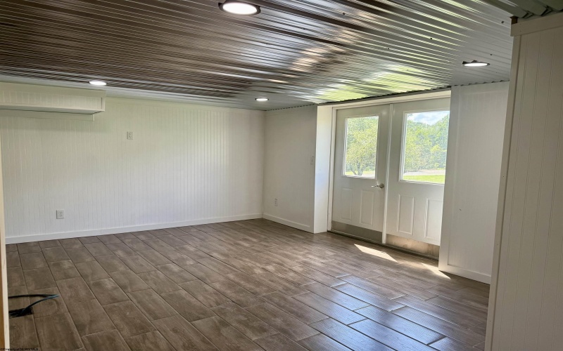 117 Miller Road, Kingwood, West Virginia 26537, 3 Bedrooms Bedrooms, 8 Rooms Rooms,2 BathroomsBathrooms,Single Family Detached,For Sale,Miller,10160499