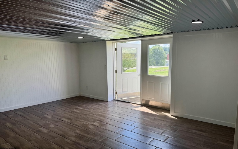 117 Miller Road, Kingwood, West Virginia 26537, 3 Bedrooms Bedrooms, 8 Rooms Rooms,2 BathroomsBathrooms,Single Family Detached,For Sale,Miller,10160499