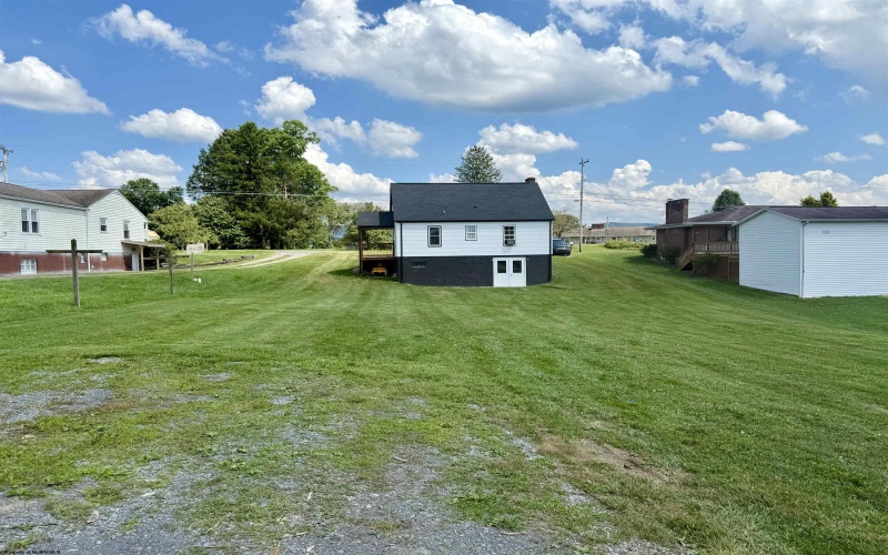 117 Miller Road, Kingwood, West Virginia 26537, 3 Bedrooms Bedrooms, 8 Rooms Rooms,2 BathroomsBathrooms,Single Family Detached,For Sale,Miller,10160499