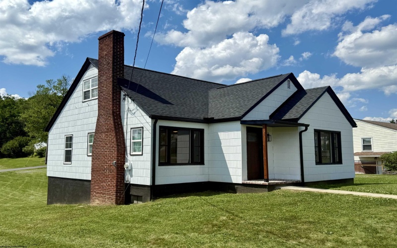 117 Miller Road, Kingwood, West Virginia 26537, 3 Bedrooms Bedrooms, 8 Rooms Rooms,2 BathroomsBathrooms,Single Family Detached,For Sale,Miller,10160499