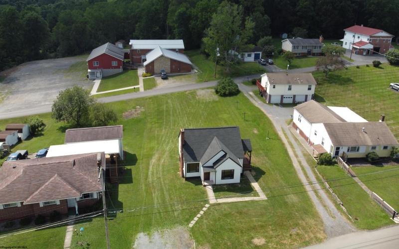 117 Miller Road, Kingwood, West Virginia 26537, 3 Bedrooms Bedrooms, 8 Rooms Rooms,2 BathroomsBathrooms,Single Family Detached,For Sale,Miller,10160499