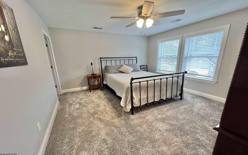 48 Turquoise Way, Bridgeport, West Virginia 26330-0000, 4 Bedrooms Bedrooms, 8 Rooms Rooms,3 BathroomsBathrooms,Single Family Detached,For Sale,Turquoise,10160510
