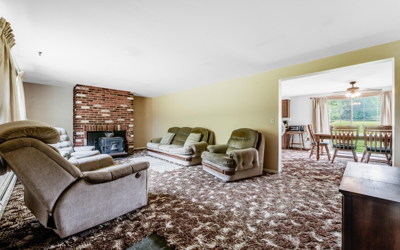 304 Wirsing Road, Gibbon Glade, Pennsylvania 15440, 3 Bedrooms Bedrooms, 5 Rooms Rooms,2 BathroomsBathrooms,Single Family Detached,For Sale,Wirsing,10160504