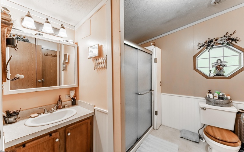 132 Dewey Avenue, Spraggs, Pennsylvania 15362, 3 Bedrooms Bedrooms, 7 Rooms Rooms,3 BathroomsBathrooms,Single Family Detached,For Sale,Dewey,10160507