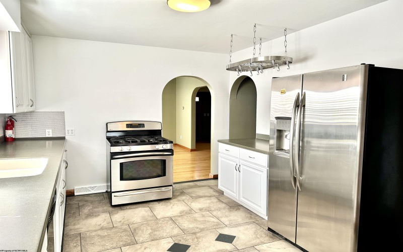 89 Hall Street, Philippi, West Virginia 26416, 3 Bedrooms Bedrooms, 8 Rooms Rooms,1 BathroomBathrooms,Single Family Detached,For Sale,Hall,10160508