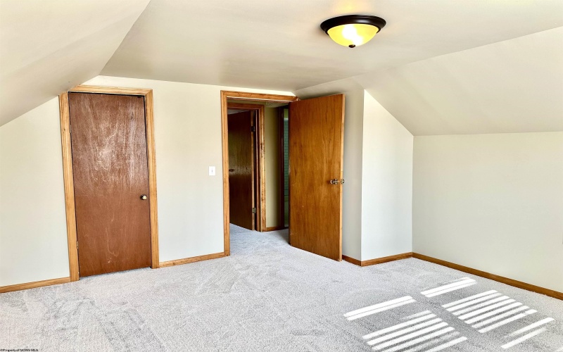 89 Hall Street, Philippi, West Virginia 26416, 3 Bedrooms Bedrooms, 8 Rooms Rooms,1 BathroomBathrooms,Single Family Detached,For Sale,Hall,10160508