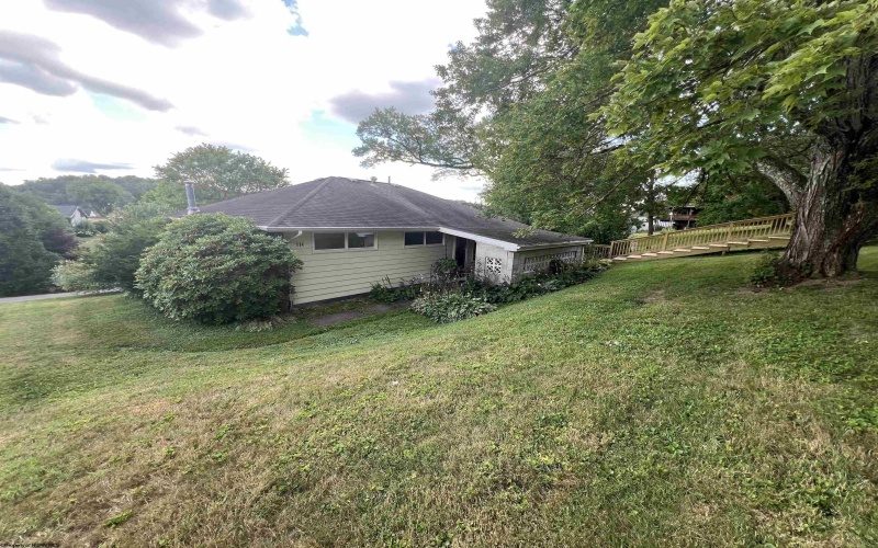 114 REBROOK Street, Clarksburg, West Virginia 26301, 3 Bedrooms Bedrooms, 8 Rooms Rooms,2 BathroomsBathrooms,Single Family Detached,For Sale,REBROOK,10160502