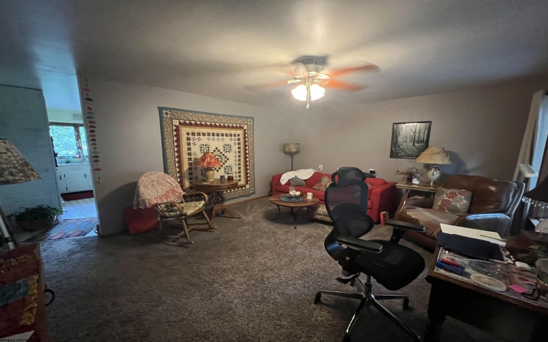 114 REBROOK Street, Clarksburg, West Virginia 26301, 3 Bedrooms Bedrooms, 8 Rooms Rooms,2 BathroomsBathrooms,Single Family Detached,For Sale,REBROOK,10160502