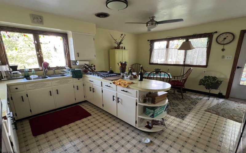 114 REBROOK Street, Clarksburg, West Virginia 26301, 3 Bedrooms Bedrooms, 8 Rooms Rooms,2 BathroomsBathrooms,Single Family Detached,For Sale,REBROOK,10160502