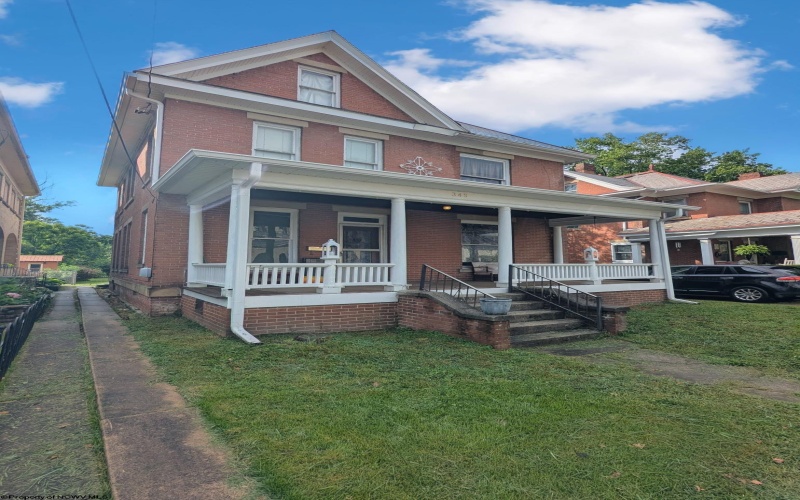 345 Main Avenue, Weston, West Virginia 26452, 4 Bedrooms Bedrooms, 12 Rooms Rooms,2 BathroomsBathrooms,Single Family Detached,For Sale,Main,10160518