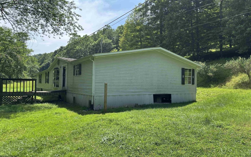 366 Samaria Road, Fairmont, West Virginia 26554, 3 Bedrooms Bedrooms, 5 Rooms Rooms,2 BathroomsBathrooms,Single Family Detached,For Sale,Samaria,10160525