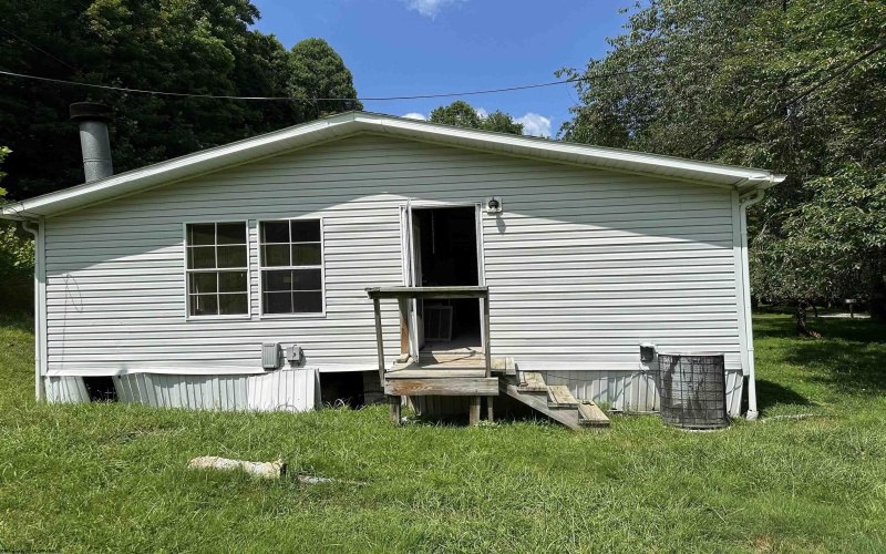 366 Samaria Road, Fairmont, West Virginia 26554, 3 Bedrooms Bedrooms, 5 Rooms Rooms,2 BathroomsBathrooms,Single Family Detached,For Sale,Samaria,10160525