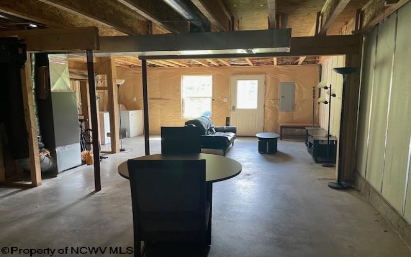 110 Auburn Drive, Morgantown, West Virginia 26501, 3 Bedrooms Bedrooms, 5 Rooms Rooms,3 BathroomsBathrooms,Residential Rentals,For Rent,Auburn,10160522