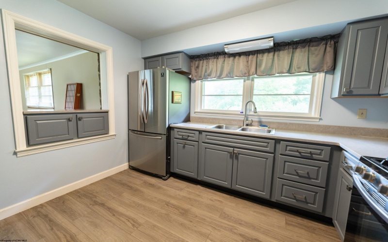 201 Davis & Elkins Street, Elkins, West Virginia 26241, 2 Bedrooms Bedrooms, 5 Rooms Rooms,1 BathroomBathrooms,Single Family Detached,For Sale,Davis & Elkins,10160521