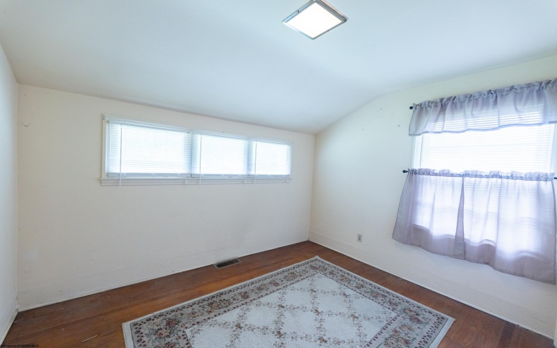 201 Davis & Elkins Street, Elkins, West Virginia 26241, 2 Bedrooms Bedrooms, 5 Rooms Rooms,1 BathroomBathrooms,Single Family Detached,For Sale,Davis & Elkins,10160521