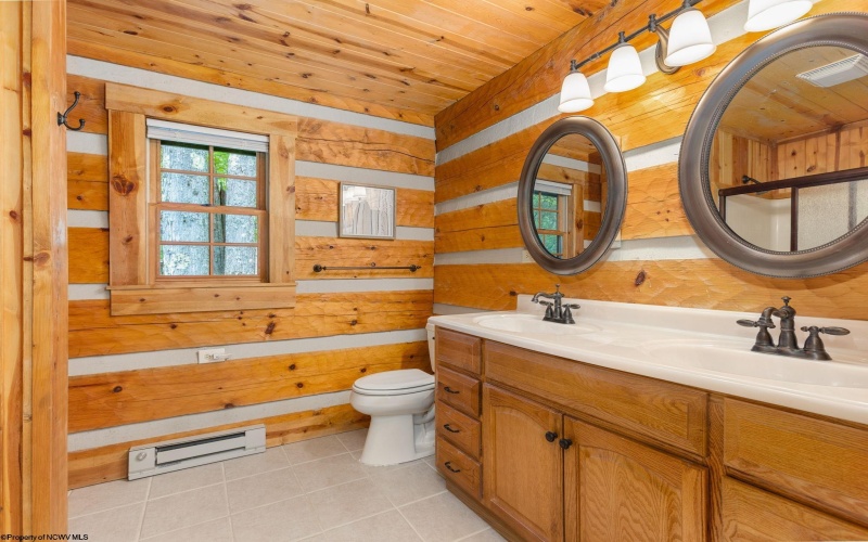 258 Pine Drive, Terra Alta, West Virginia 26764, 4 Bedrooms Bedrooms, 13 Rooms Rooms,3 BathroomsBathrooms,Single Family Detached,For Sale,Pine,10160529