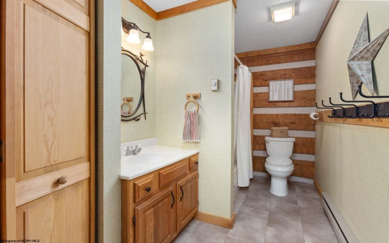 258 Pine Drive, Terra Alta, West Virginia 26764, 4 Bedrooms Bedrooms, 13 Rooms Rooms,3 BathroomsBathrooms,Single Family Detached,For Sale,Pine,10160529