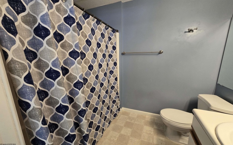 1205 University Commons Drive, Star City, West Virginia 26505, 4 Bedrooms Bedrooms, 6 Rooms Rooms,4 BathroomsBathrooms,Single Family Attached,For Sale,University Commons,10160530