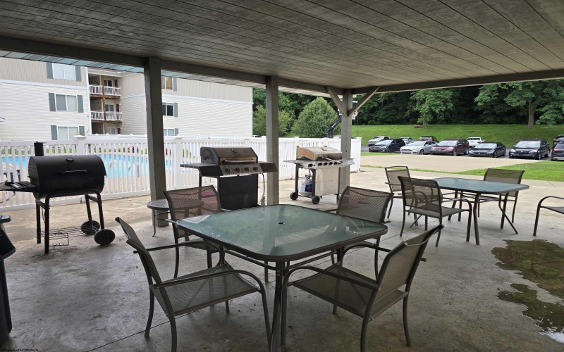 1205 University Commons Drive, Star City, West Virginia 26505, 4 Bedrooms Bedrooms, 6 Rooms Rooms,4 BathroomsBathrooms,Single Family Attached,For Sale,University Commons,10160530