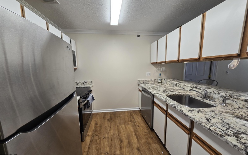 1205 University Commons Drive, Star City, West Virginia 26505, 4 Bedrooms Bedrooms, 6 Rooms Rooms,4 BathroomsBathrooms,Single Family Attached,For Sale,University Commons,10160530