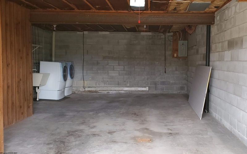 1236 Van Voorhis Road, Morgantown, West Virginia 26505, 2 Bedrooms Bedrooms, 4 Rooms Rooms,1 BathroomBathrooms,Single Family Attached,For Sale,Van Voorhis,10160545