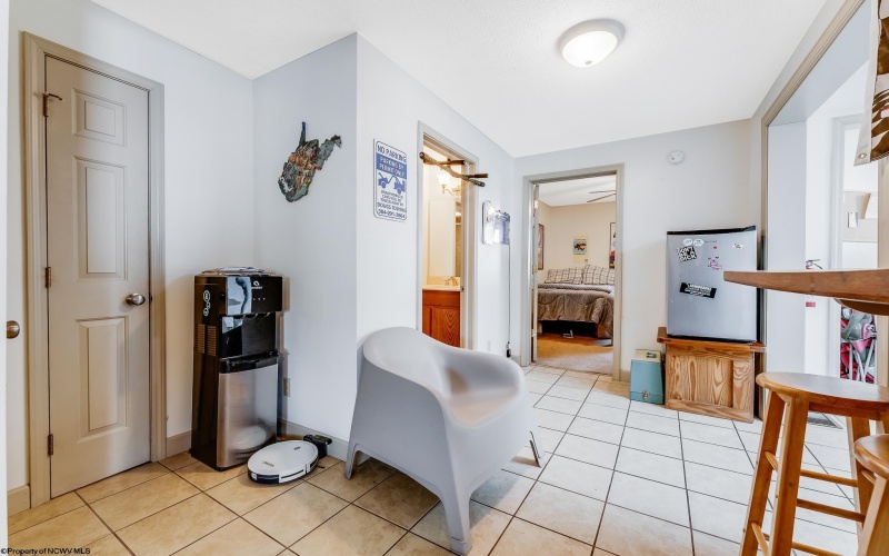 616 McLane Avenue, Morgantown, West Virginia 26505, ,Multi-unit/income,For Sale,McLane,10160535