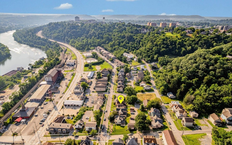 616 McLane Avenue, Morgantown, West Virginia 26505, ,Multi-unit/income,For Sale,McLane,10160535