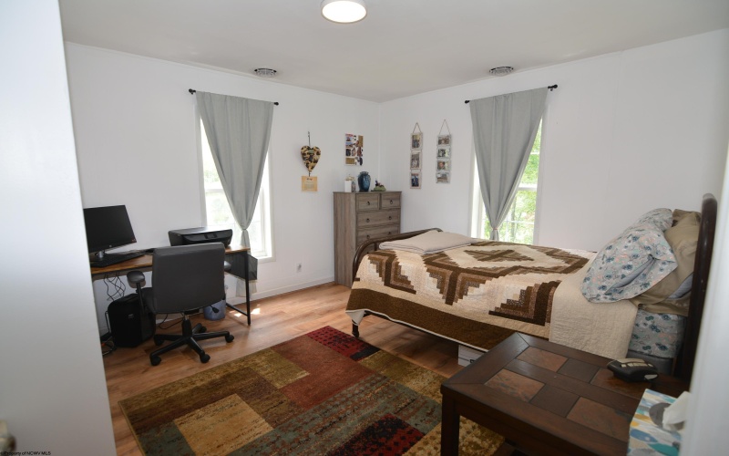 201 Winding Way, Clarksburg, West Virginia 26301, 3 Bedrooms Bedrooms, 7 Rooms Rooms,2 BathroomsBathrooms,Single Family Detached,For Sale,Winding,10160543