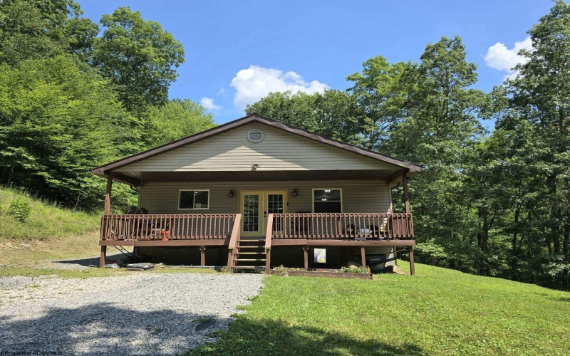 500 Talkington Fork, Center Point, West Virginia 26339, 3 Bedrooms Bedrooms, 5 Rooms Rooms,2 BathroomsBathrooms,Single Family Detached,For Sale,Talkington,10160539
